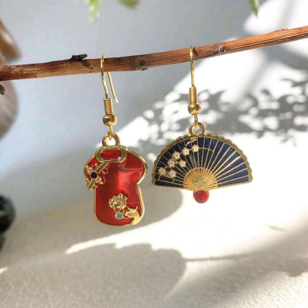 Pretty Asymmetrical Oriental Fan & Dress Dangle Drop Earrings New!